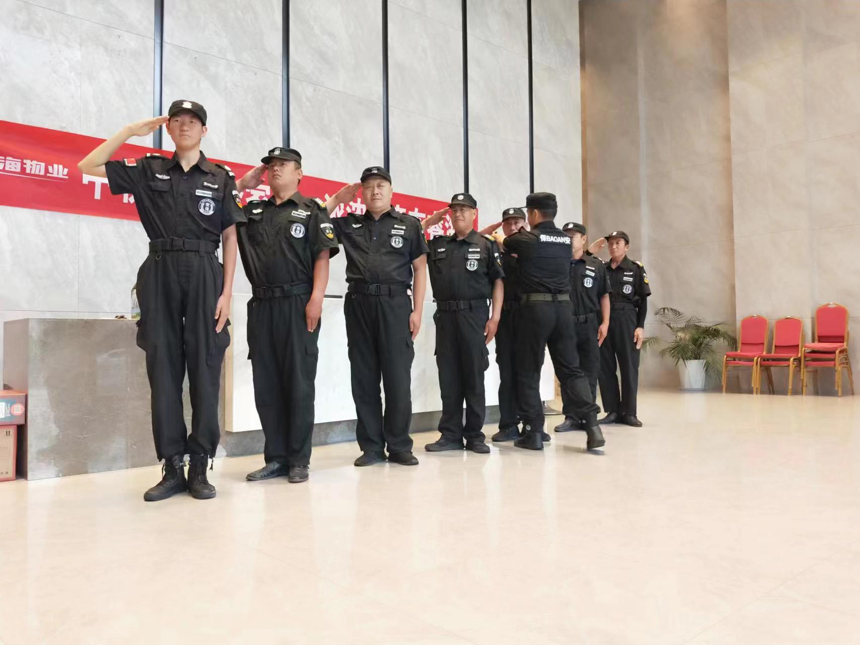 保安小兄弟 ！辛苦了！(圖4)